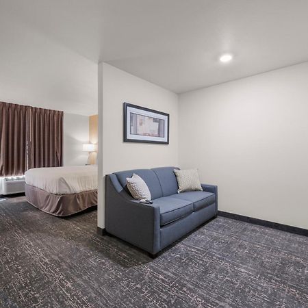 Cobblestone Hotel & Suites - Bellefontaine Extérieur photo