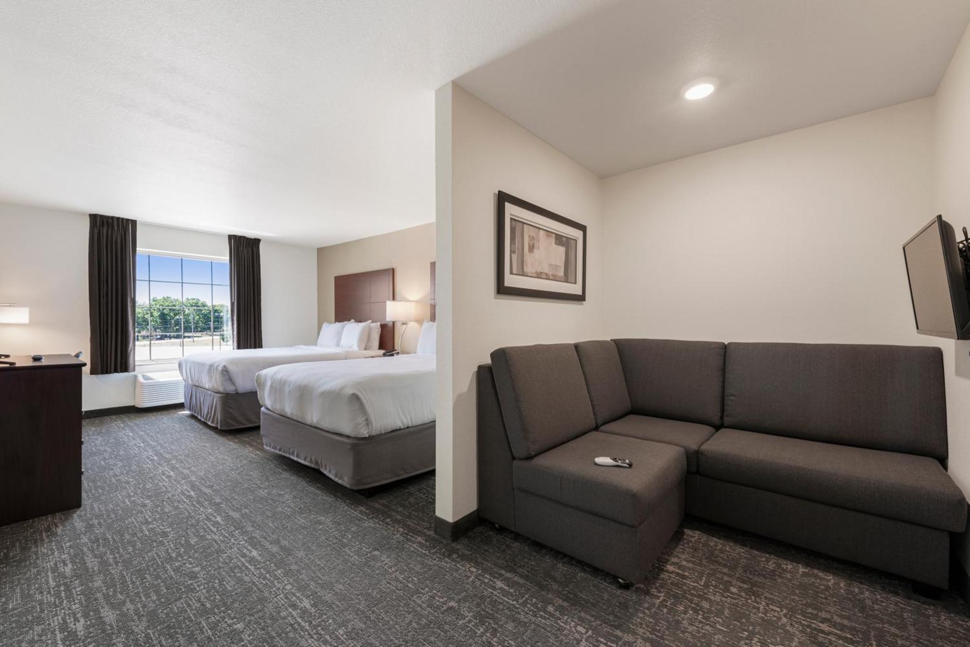 Cobblestone Hotel & Suites - Bellefontaine Extérieur photo